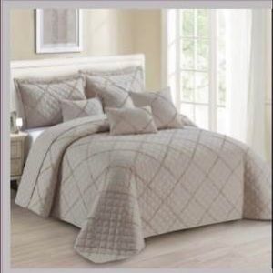 3pcs beautiful warm and soft bedspread/comforter polyester set